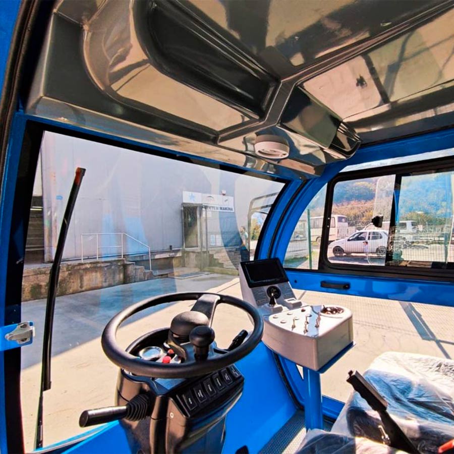 yol_ve_sokak_supurme_araci
